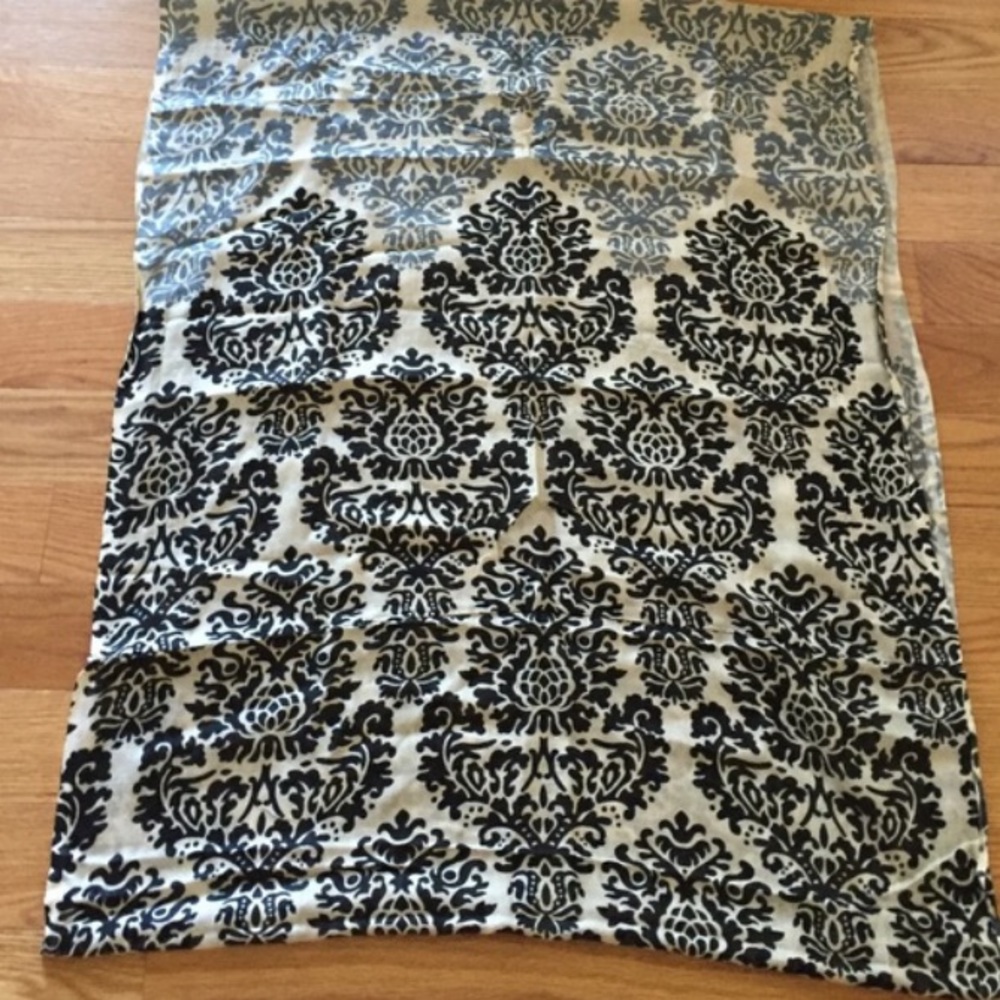 Infinity Scarf - Picture 4 of 4